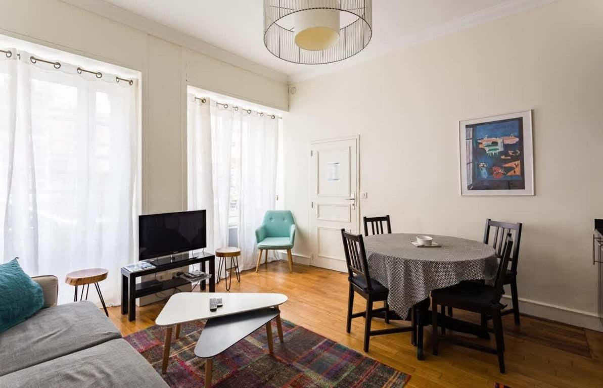 Le Chapitre - Appartement Cosy, Centre Historique Rennes Zewnętrze zdjęcie